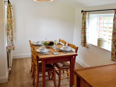 Dining room | The Cottage at 1710 - The Seventeen Ten Cottages, Greenwell, near Brampton