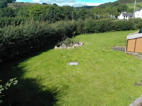 Delightful garden | Jenlea Cottage, Grizebeck, near Kirkby-in-Furness