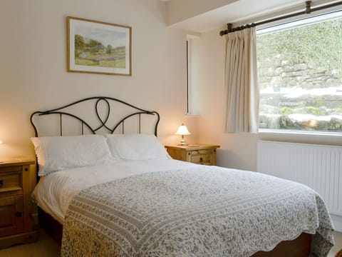 Comfy double bedroom | Polly’s Fold, Grassington