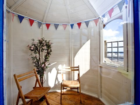 Outdoor area | Sea Salt Lodge, Torquay