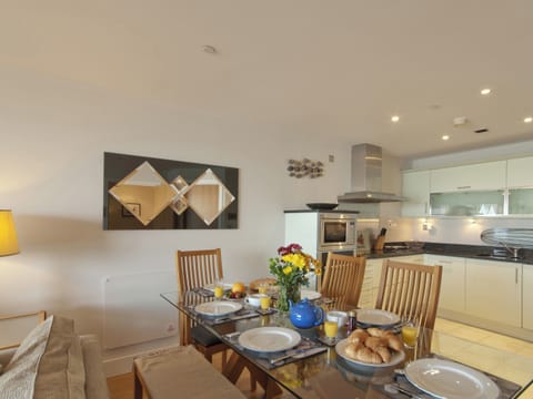 Open plan living space | Sea Side - Nassau Court, Westward Ho!