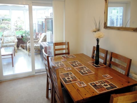 Dining room | 24 Steed Close, Paignton