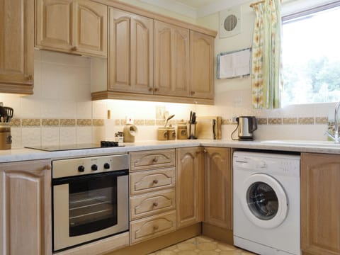 Fully appointed fitted kitchen | Lairds Cast, Inchmarlo, Banchory