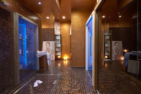 Turkish bath, hydrotherapy