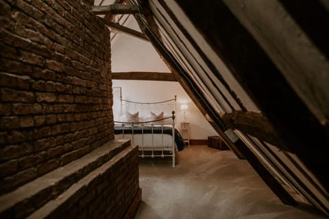 Double Room, Ensuite (Blue Attic )