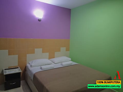 Standard Double Room, 1 Queen Bed, No Windows | Living area | Flat-screen TV