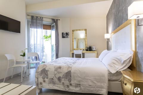 Classic Double Room, 1 King Bed, City View | Hypo-allergenic bedding, minibar, individually decorated