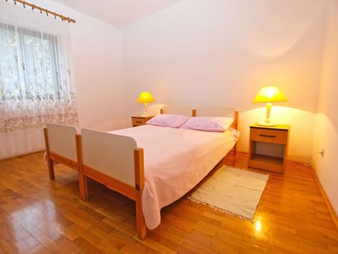 Standard Apartment, 2 Bedrooms (1210/11135) | Iron/ironing board, free WiFi, bed sheets