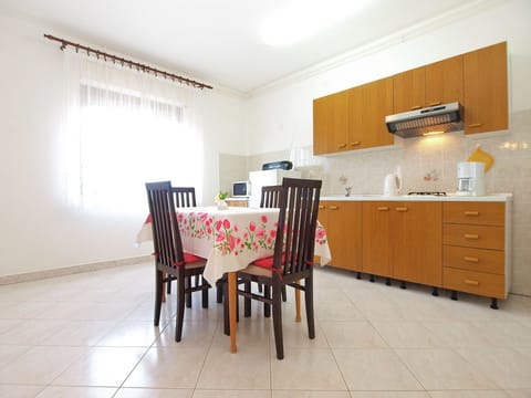 Standard Studio, 1 Bedroom (1563/16006) | In-room dining