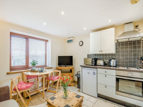 Open plan living space | The Stables - Court Farm Holiday Barns, Bream, near Lydney