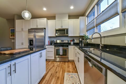 Kitchen is fully equipped