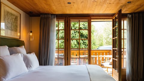 Premium Chalet, 6 Bedrooms | Minibar, in-room safe, individually furnished, soundproofing