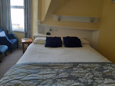 Room 10, Double, 2nd Floor | Free WiFi, bed sheets