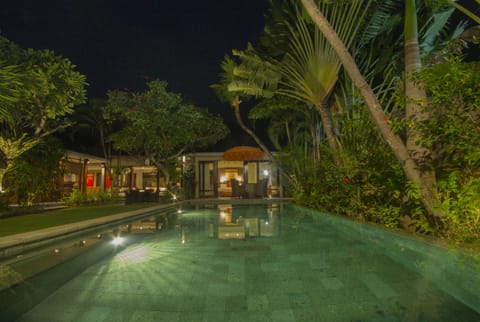 Orange C 2 Bedroo Prime Villa, Seminyak