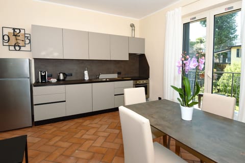 Panoramic Apartment, 2 Bedrooms, Mountain View (Milano) | Living area | Flat-screen TV