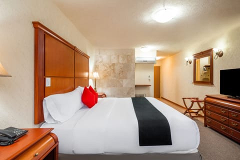 Superior Room | Desk, free WiFi, bed sheets