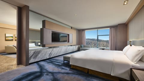 Suite, 1 Bedroom | Minibar, in-room safe, desk, iron/ironing board
