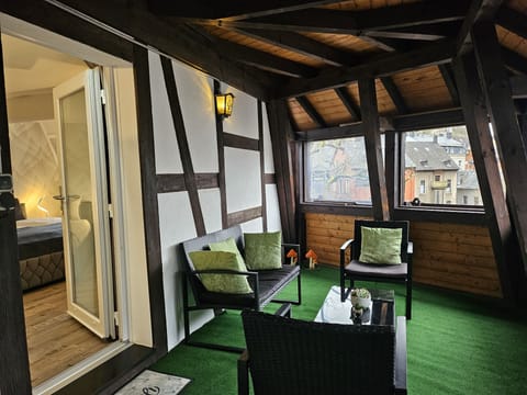 Double Room | Desk, free WiFi, bed sheets