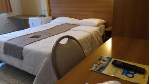 Minibar, in-room safe, desk, laptop workspace