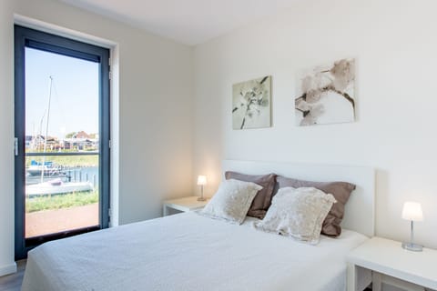 Apartment | 2 bedrooms, cribs/infant beds, free WiFi