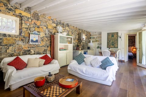 Airbnb Superhost PianadellaChiesa 2Bedroom ApartmentX