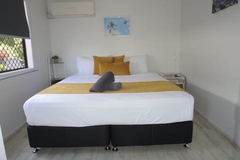 Basic Double Room, 1 Double Bed, Ocean View | Memory foam beds, blackout drapes, soundproofing, free WiFi