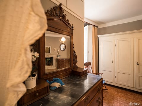 Traditional Apartment, 1 Bedroom, City View | 1 bedroom, iron/ironing board, cribs/infant beds, bed sheets