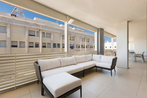 Apartment, 2 Bedrooms (1327) | Terrace/patio