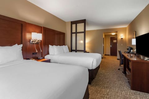 Suite, Multiple Beds, Non Smoking | Pillowtop beds, in-room safe, desk, laptop workspace