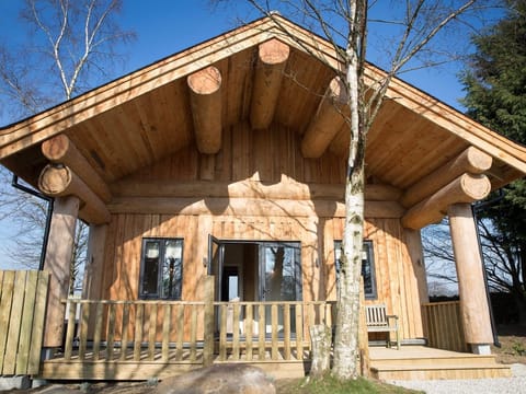 Cabin | Exterior