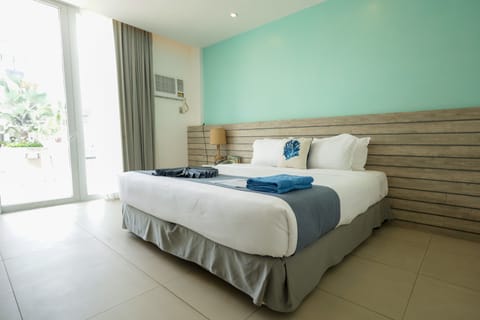 Room, 2 Double Beds, Pool Access, Poolside | Premium bedding, in-room safe, desk, blackout drapes