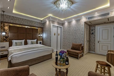 Large Double room (no window) | Premium bedding, pillowtop beds, minibar, in-room safe