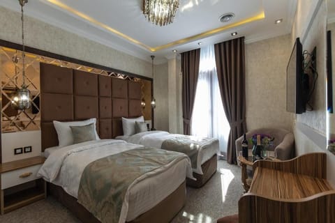 Deluxe Twin Room, City View | Premium bedding, pillowtop beds, minibar, in-room safe