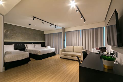 Standard Apartment | Egyptian cotton sheets, premium bedding, pillowtop beds, free minibar