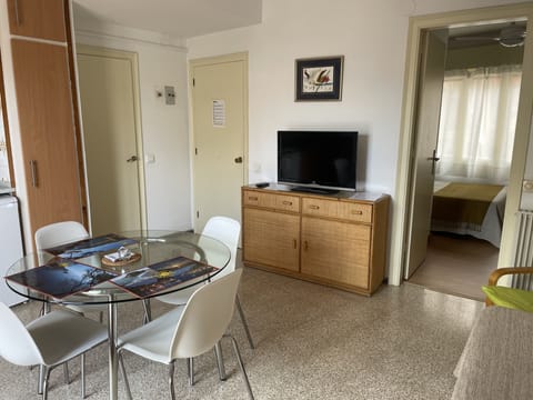 Apartment, 1 Bedroom | Free WiFi, bed sheets