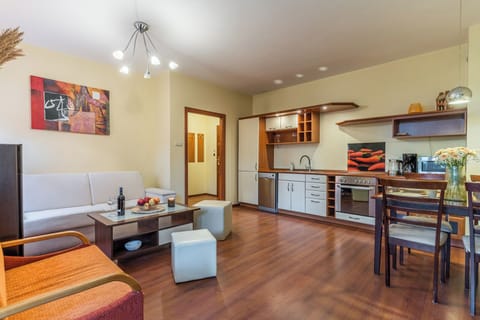 Apartment | 1 bedroom, iron/ironing board, free WiFi, bed sheets