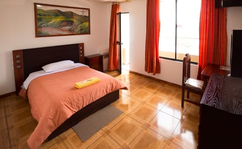 Single Room, 1 Twin Bed, City View | In-room safe, desk, free WiFi