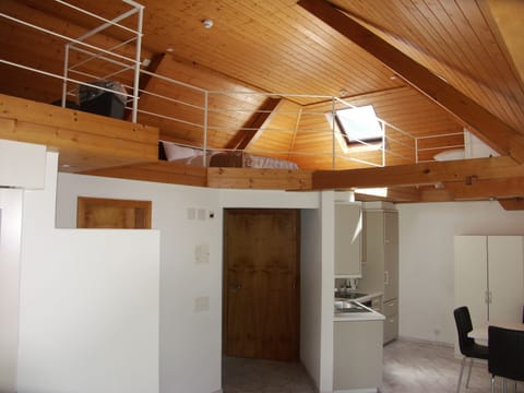 Deluxe Apartment (Maisonette) | Living area | 80-cm Smart TV with cable channels