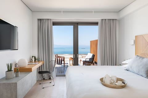 Room, Private Pool, Sea View (Connecting) | In-room safe, desk, soundproofing, free cribs/infant beds