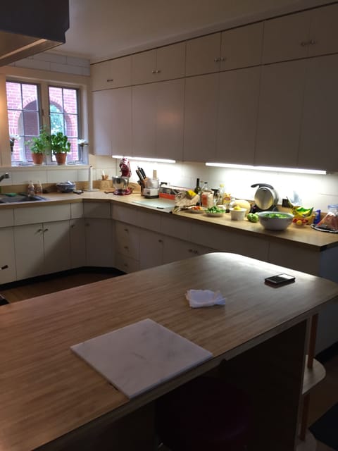 Large kitchen fully equipped 