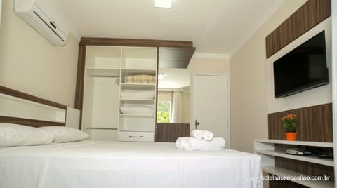 In-room safe, free WiFi, bed sheets, wheelchair access