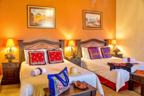 Premium bedding, Tempur-Pedic beds, minibar, in-room safe