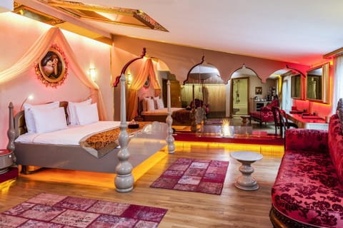 Sultan Suite | Premium bedding, minibar, in-room safe, individually decorated