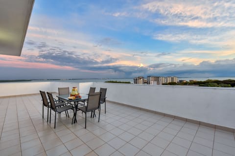 Premium Penthouse, 4 Bedrooms | Terrace/patio