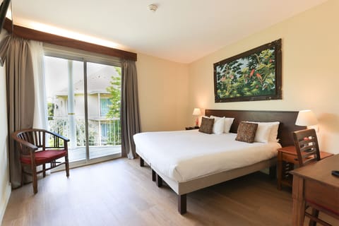 Superior Quadruple Room | Soundproofing, free WiFi, bed sheets