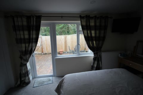 Superior Double Room, Ensuite (Meadow)