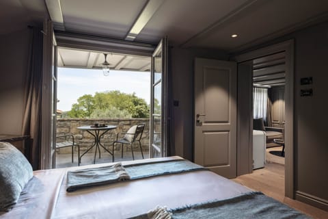 Maisonette Suite, Terrace | Premium bedding, pillowtop beds, minibar, in-room safe