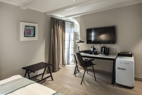 1 bedroom, premium bedding, pillowtop beds, minibar