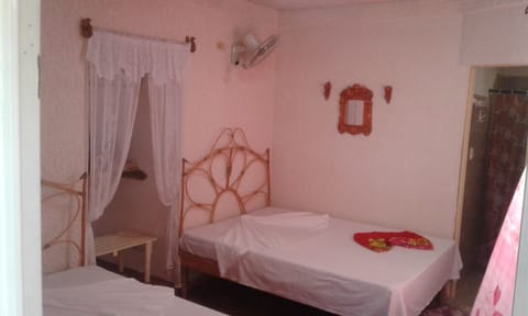 Comfort Quadruple Room, 2 Queen Beds | 1 bedroom, free WiFi, bed sheets