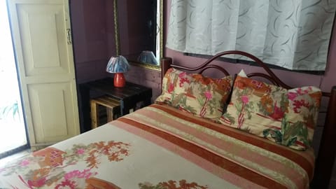 Economy Double Room, Multiple Beds, Private Bathroom, City View | Desk, iron/ironing board, bed sheets